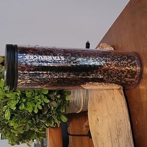 Starbucks 2020 Black & Gold travel mug with sealing twist lid